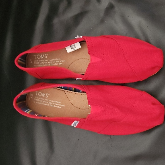 TOMS Womens Alpargata Red Canvas Slip On Flat Shoes Size 8.5 US NEW - Picture 3 of 8